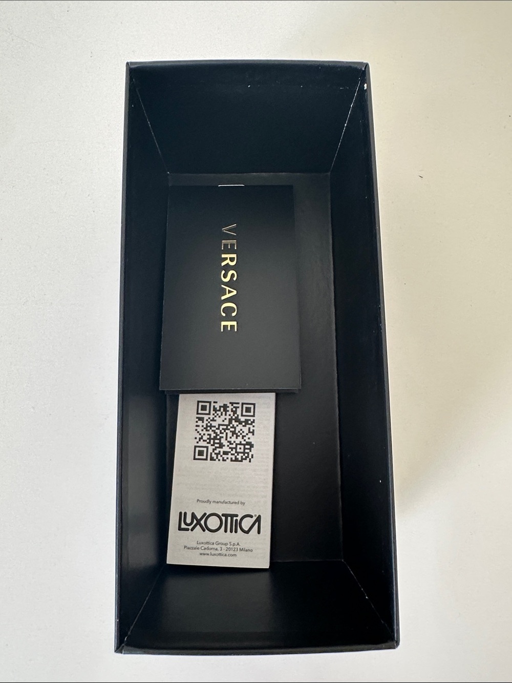 Versace Black and Gold Medusa Logo Sunglasses Box with Cleaning Cloth - Picture 6 of 8